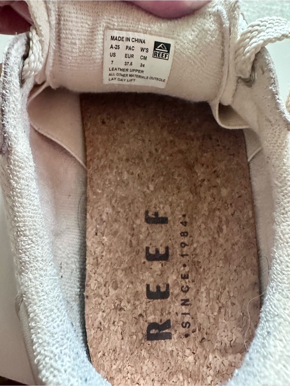 Reef | Lay Day Lift sneaker in Vintage/Gum - Picture 13 of 14